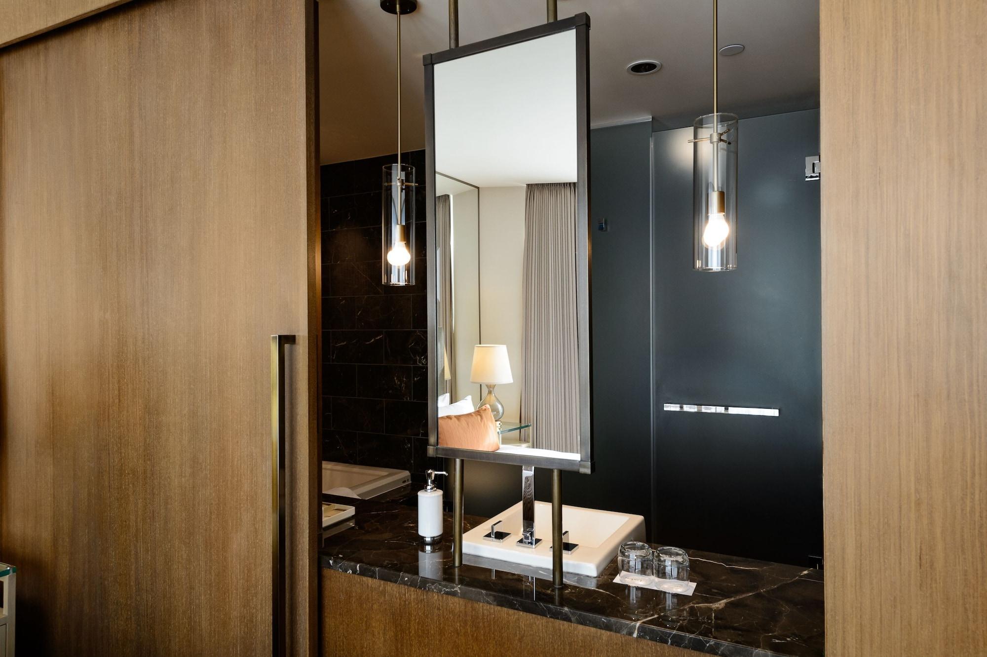 Loden Vancouver Luaran gambar