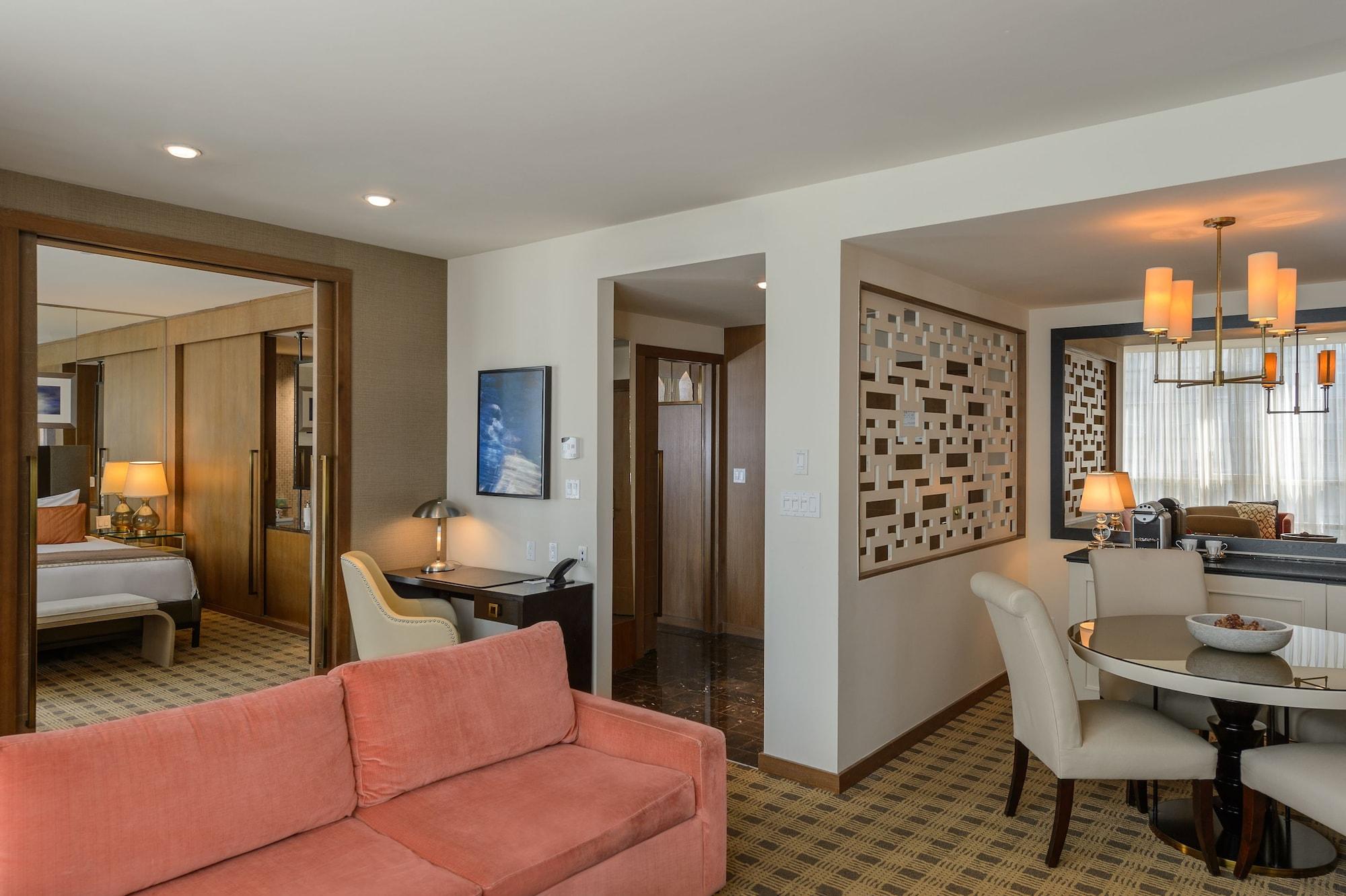 Loden Vancouver Luaran gambar