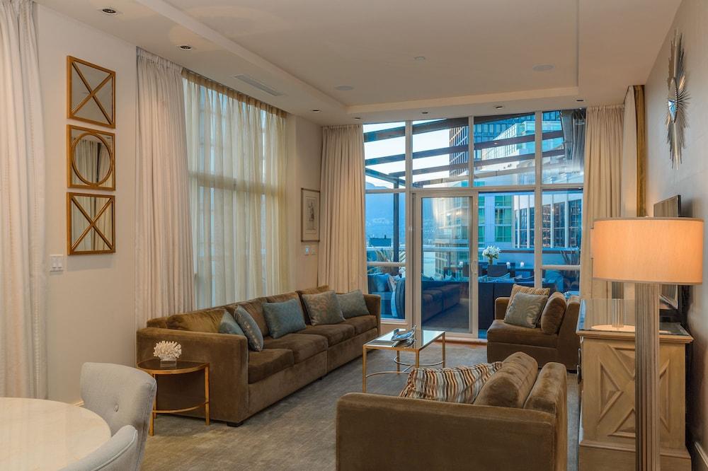 Loden Vancouver Luaran gambar