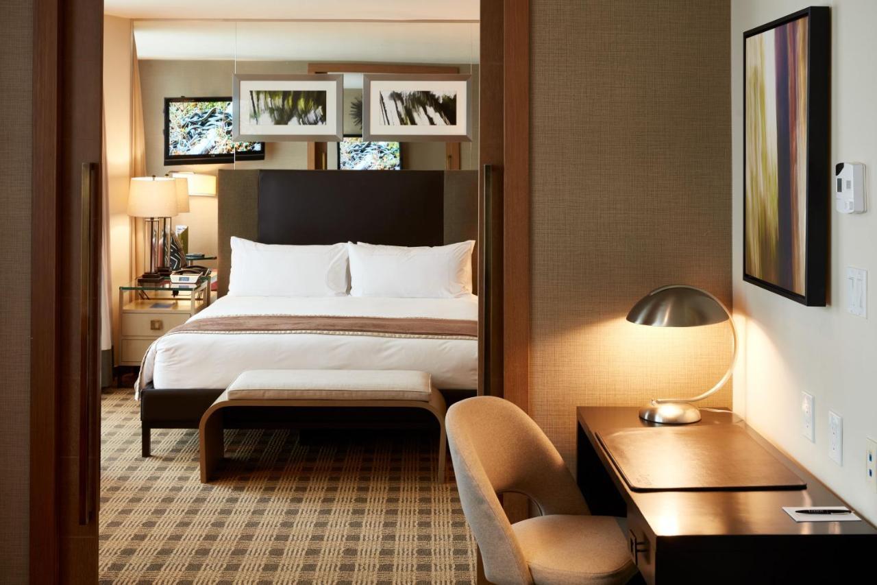 Loden Vancouver Luaran gambar