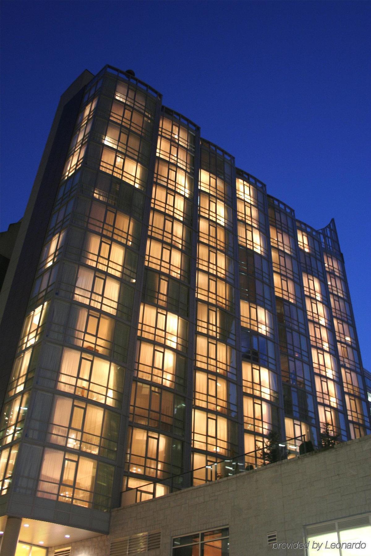 Loden Vancouver Luaran gambar