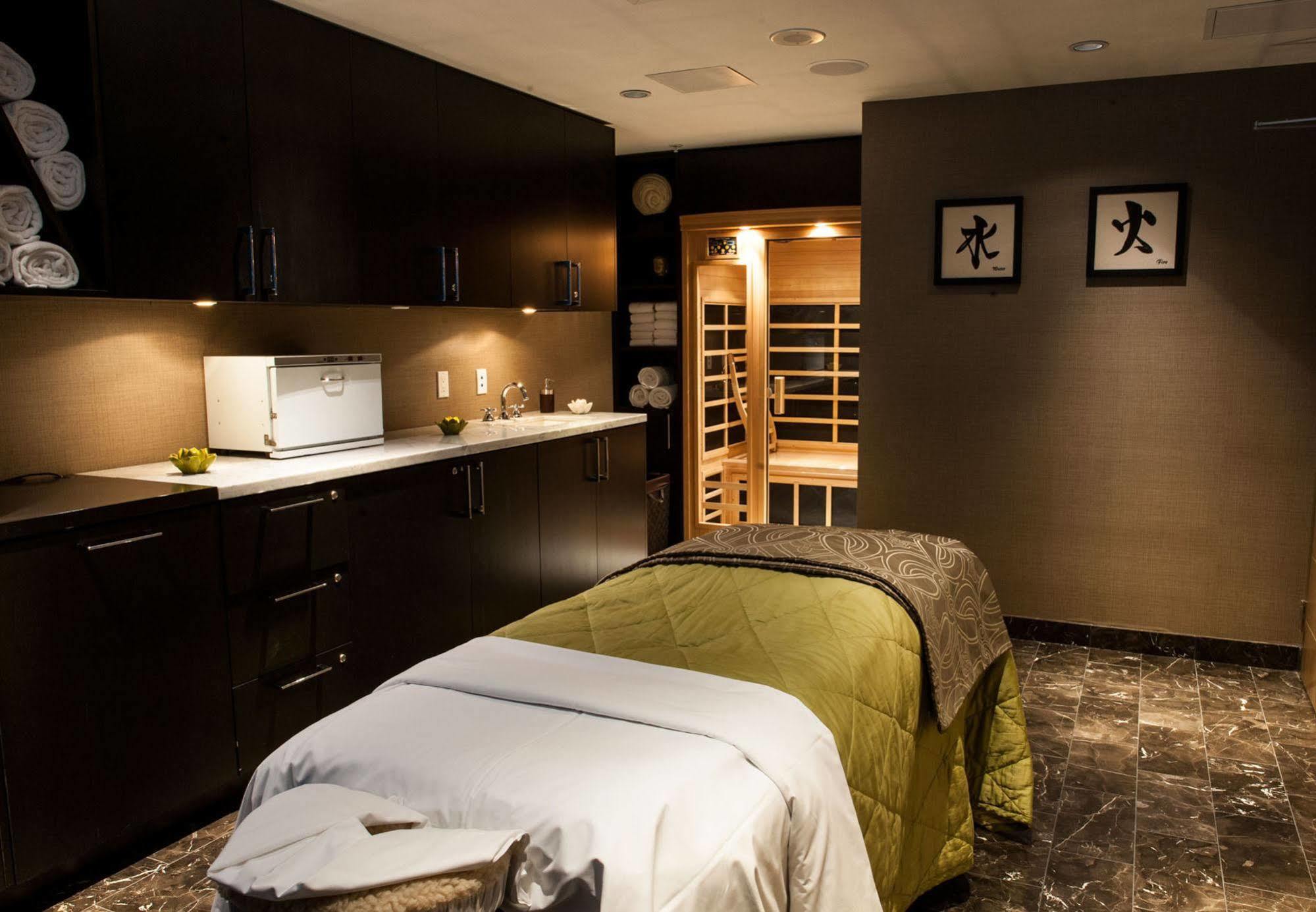 Loden Vancouver Luaran gambar
