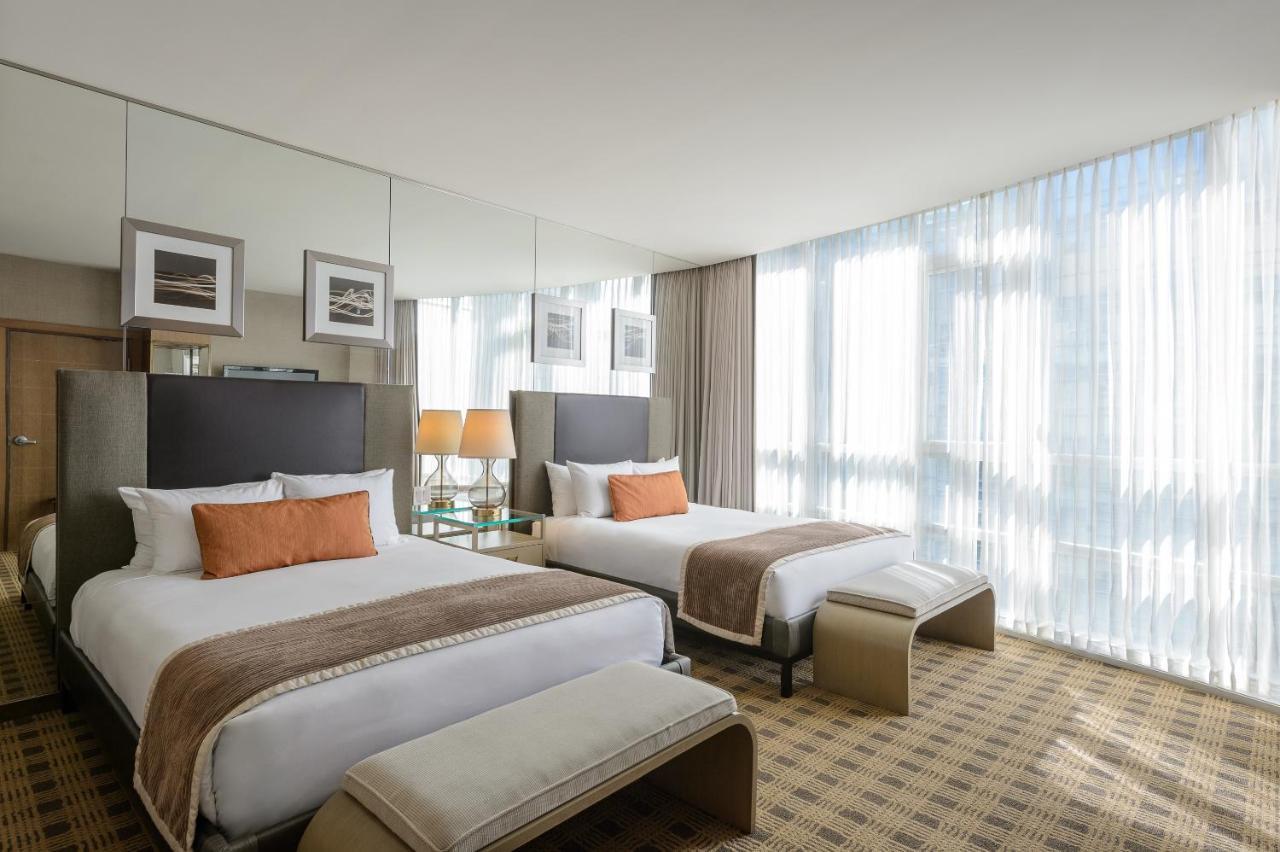 Loden Vancouver Luaran gambar